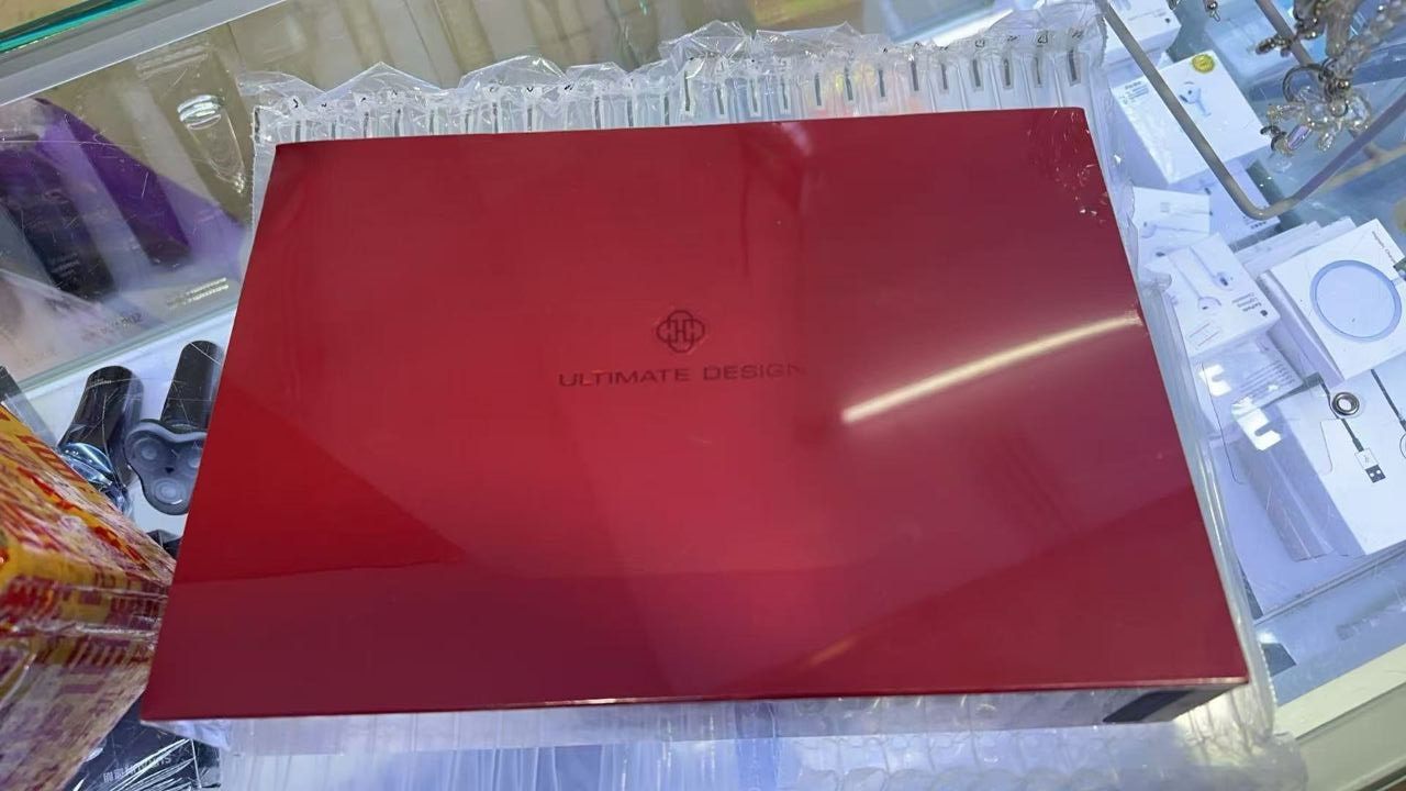 Доставили HUAWEI Mate XTs Ultimate из Китая в Москву за 2 дня